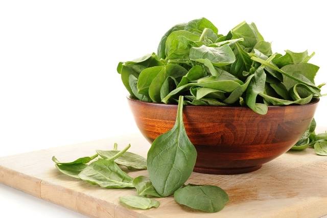 Vitamin B9 in Spinach: A Critical Nutrient for Heart Health, Brain Function, and More