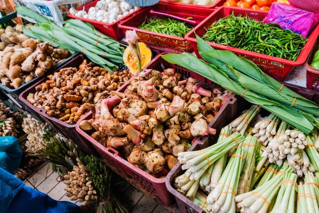 The Benefits of Shopping at a Wetmarket: Freshness, Affordability, and More