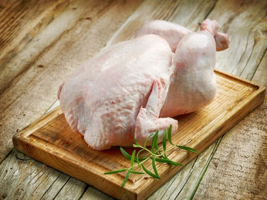 Whole Fresh Chicken (Medium) 900 grams - 1.1 kg