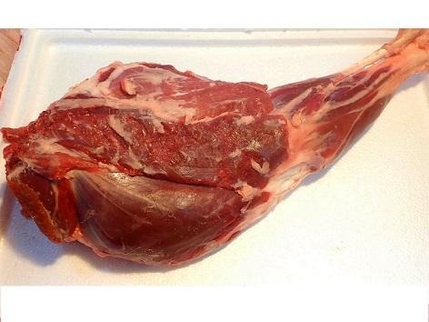 Australian Mutton Back Leg(No bone) 600 grams - SGWetMarket